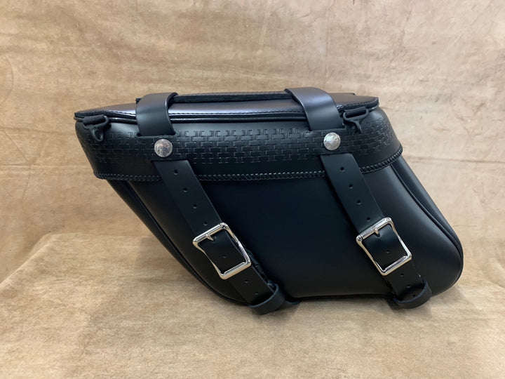 112+2 Longer Deluxe Wide Angle Leather Saddlebags