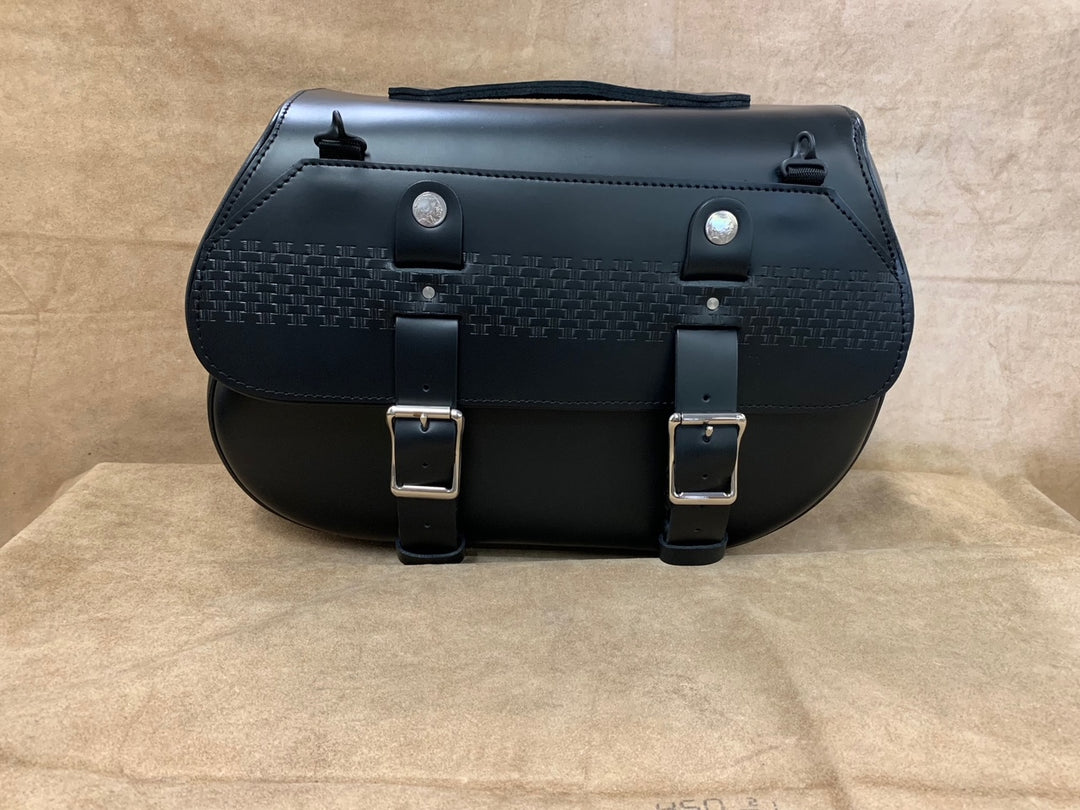 119 Extra Large Retro Classic Leather Saddle Bags