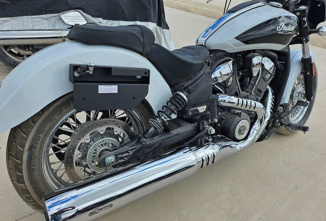 Rev Tomahawk - Side Bag for Indian Scout Bobber Rev Tomahawk - Side Bag for Indian Scout Bobber