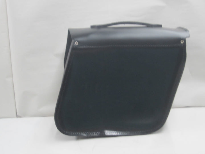 106 Retro Slight Angle Leather Saddlebags